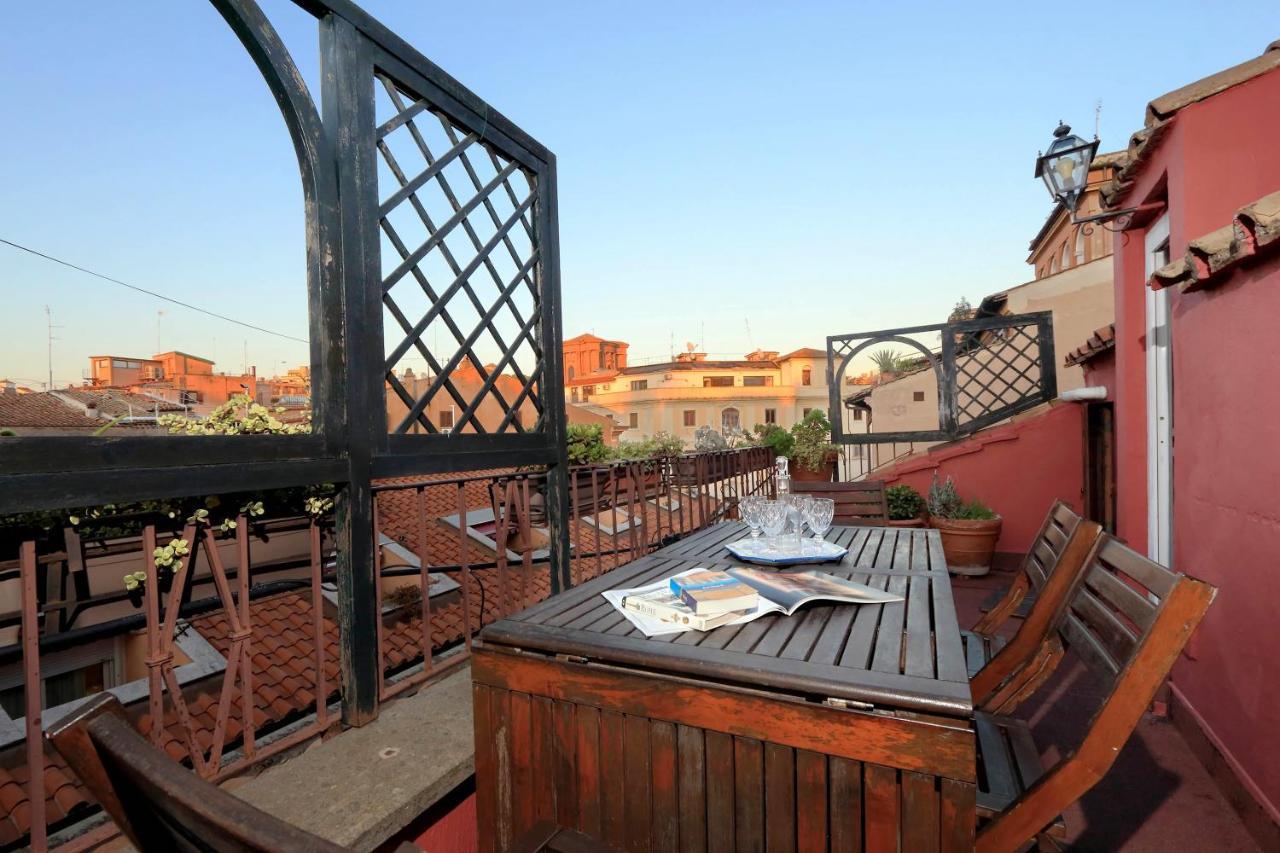 Two Private Terraces - Casa Tappero Merlo Lägenhet Rom Exteriör bild
